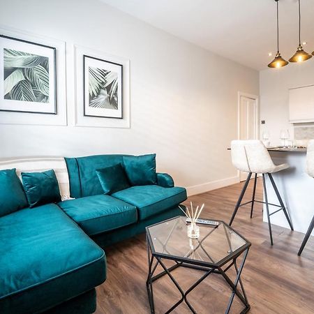 Watergate Penthouse - New 2 Bed Luxury Apartment In City Centre Chester Exterior foto