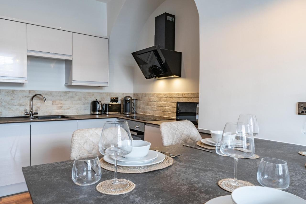 Watergate Penthouse - New 2 Bed Luxury Apartment In City Centre Chester Exterior foto